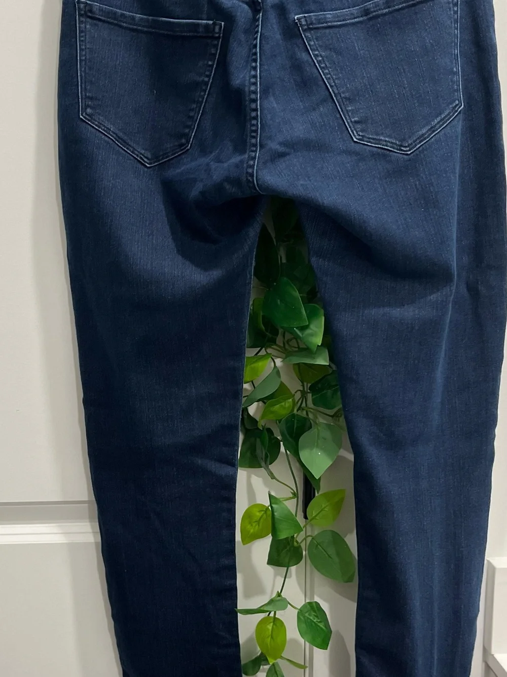 Armani Exchange Women’s Dark Blue Skinny Jeans